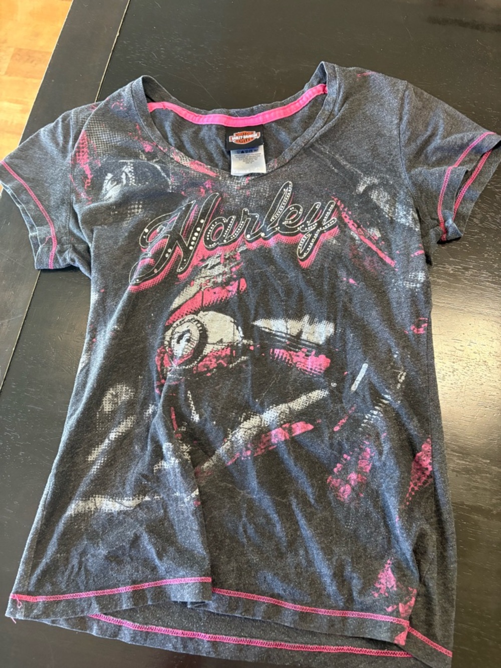 Harley-Davidson woman’s' Black & Pink Graphic Tee